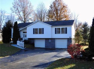 407 Oneida Trl, Mercer, PA 16137