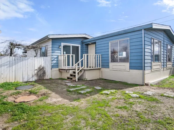 5412 Tully Rd, Modesto, CA 95356