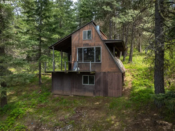 2455 Osborn Cutoff Rd, Mosier, OR 97040