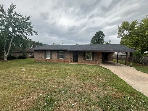 118 Scotland Dr Photo 1