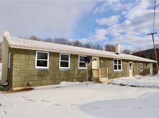 1554 Deruyter Rd, New Woodstock, NY 13122