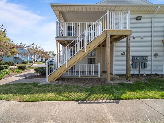 4th image of 439 Shelter Dr