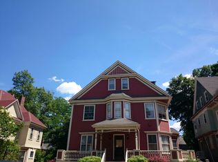 31 Lyndhurst St, Dorchester, MA 02124