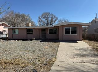 4630 Valley Garden Dr SW, Albuquerque, NM 87105