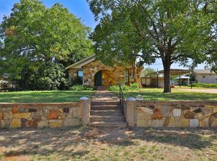 1049 T And P Ln, Abilene, TX 79602