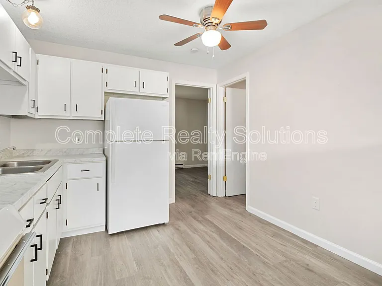 790 Country Aire Ct #103 — Photo 5
