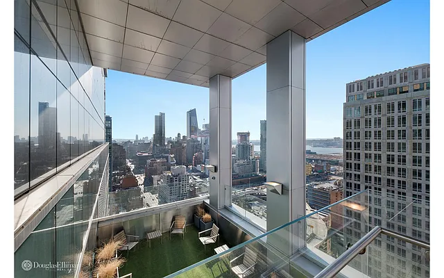 Sold by Douglas Elliman | media 6