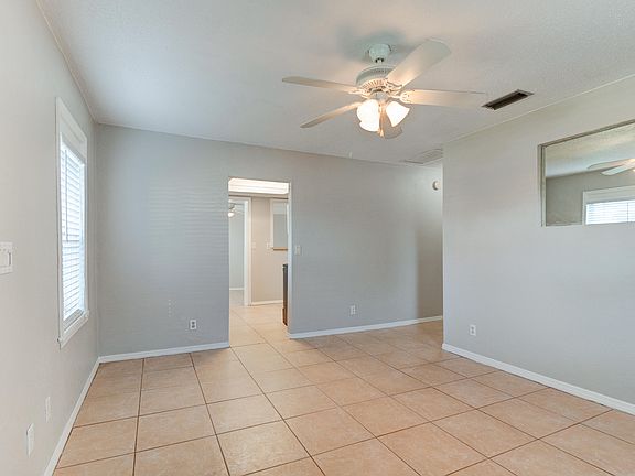5th image of 331 Williams Ave