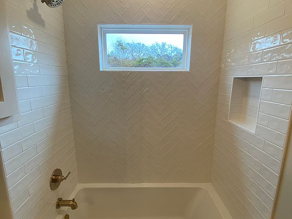 3rd image of 234 Omaha St #101