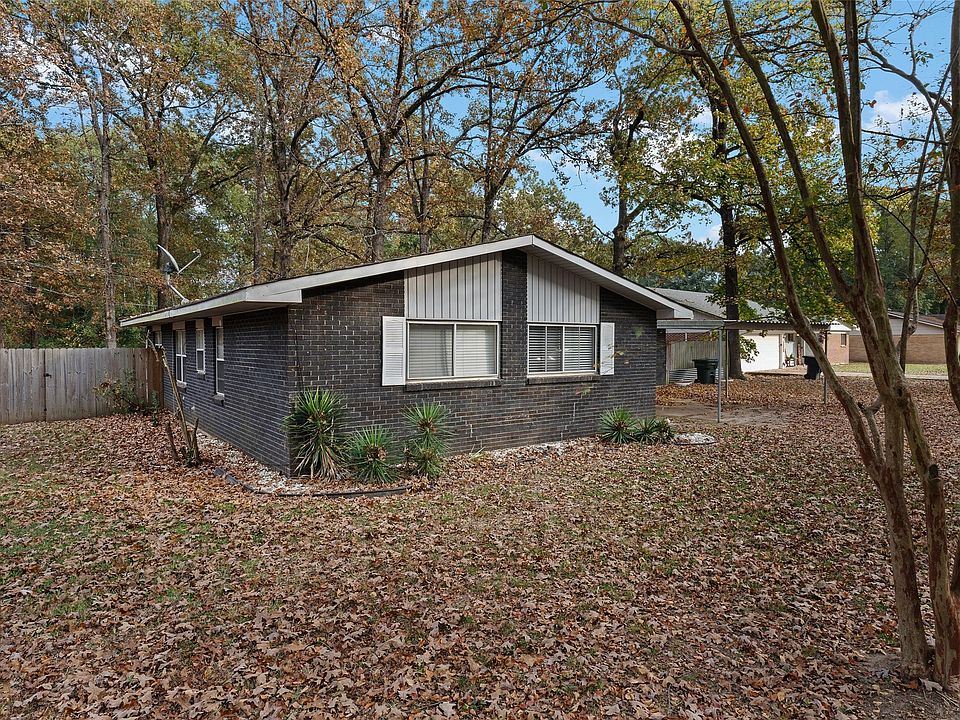 1st image of 9425 Palmetto Ln