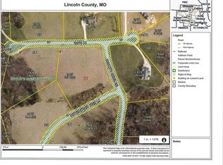 301 Button Wood Tree Ln #R-71, Elsberry, MO 63343