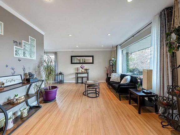 5th image of 1441 E Hunterbrook Rd NW