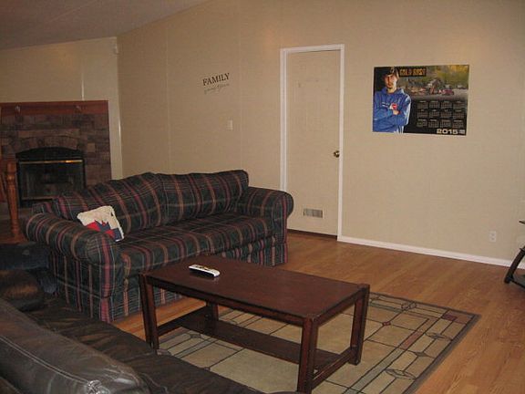 2nd image of 1280 E Fm 1787