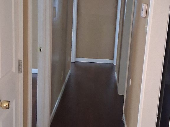 2nd image of 1822 Dewitt Pl