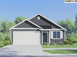 345 NE Hunter Dr, Estacada, OR 97023