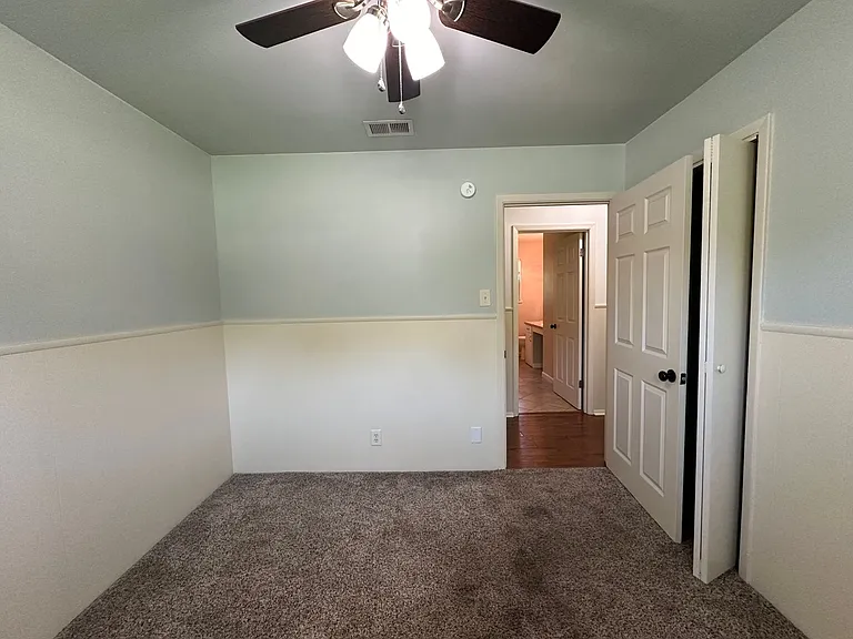 8142 Tina Dr — Photo 16