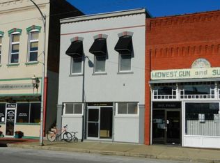 14 E Peoria St, Paola, KS 66071