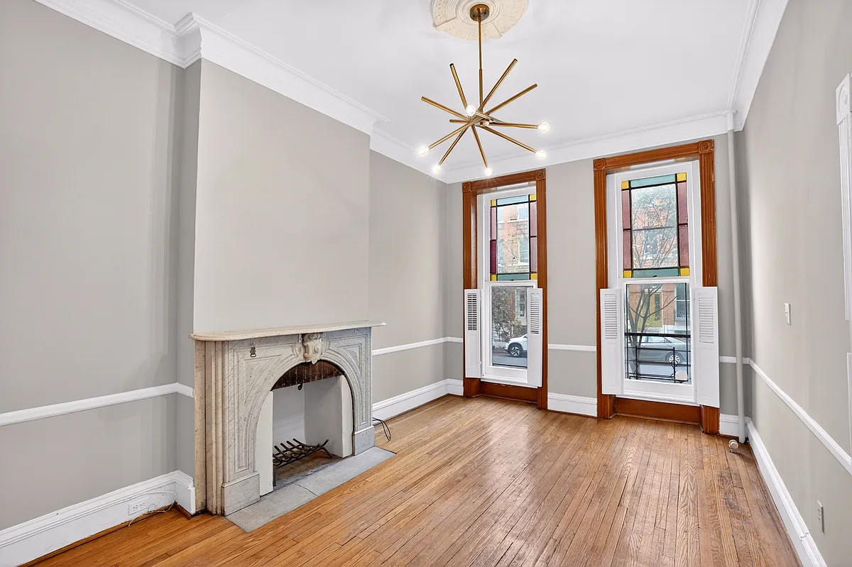 Building Photo - 1806 Bolton St #1