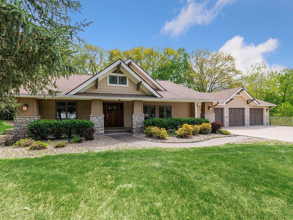 1st image of 18677 Ponderosa Ct