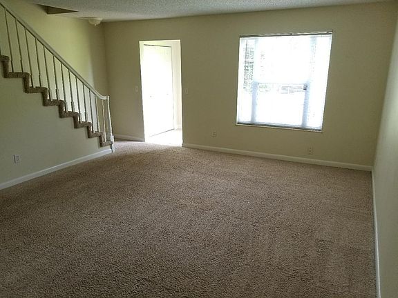 2nd image of 1724 Mercury Blvd