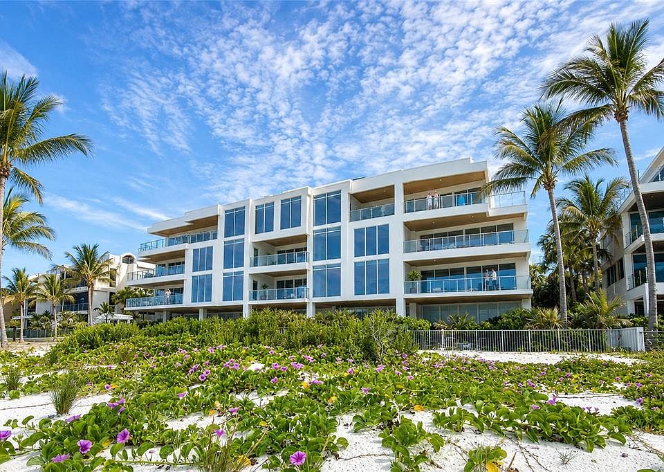 1st image of 70 AVENIDA VENECCIA #203