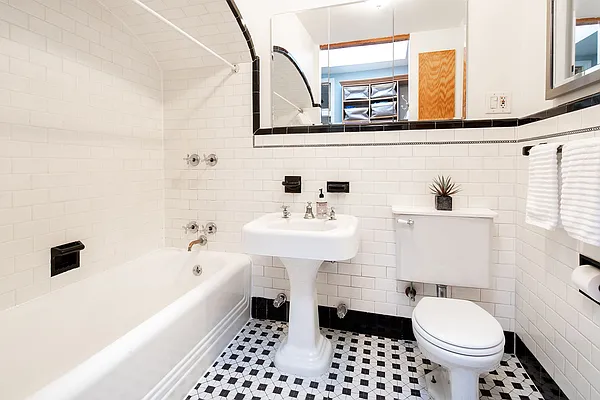 Sold by Compass | media 5