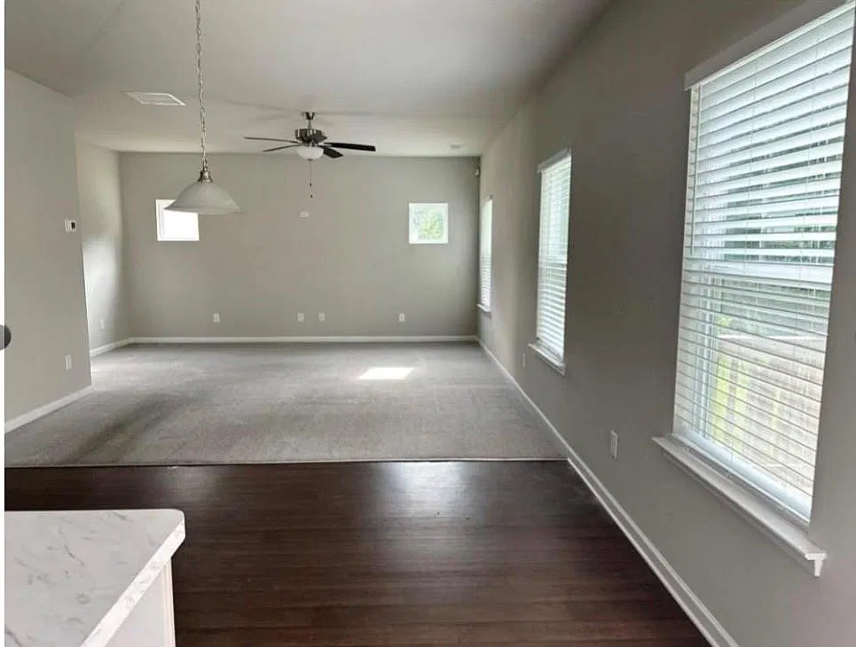 4 bed, 2.5 bath, 2100 sqft, $2,195 — Photo 4