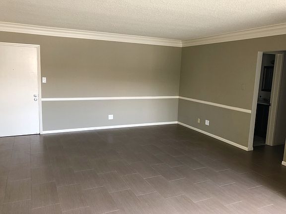 2nd image of 21724 S Western Ave #6