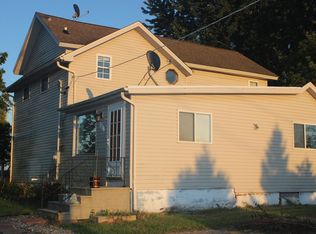 465 E Lundy Ln, Leland, IL 60531