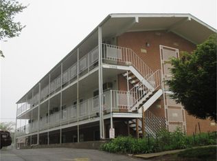 1008 S 30th Ave #2, Omaha, NE 68105