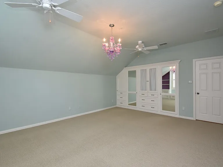 10 Renoir Trail Pl — Photo 4