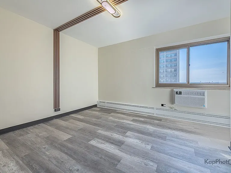 7337 S South Shore Dr #902 — Photo 17
