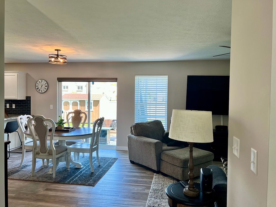 1698 S Birch Grove St, Terre Haute, IN 47803 Zillow