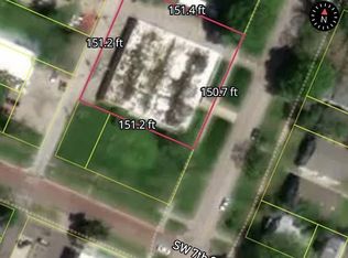 625 SW Polk St, Topeka, KS 66603