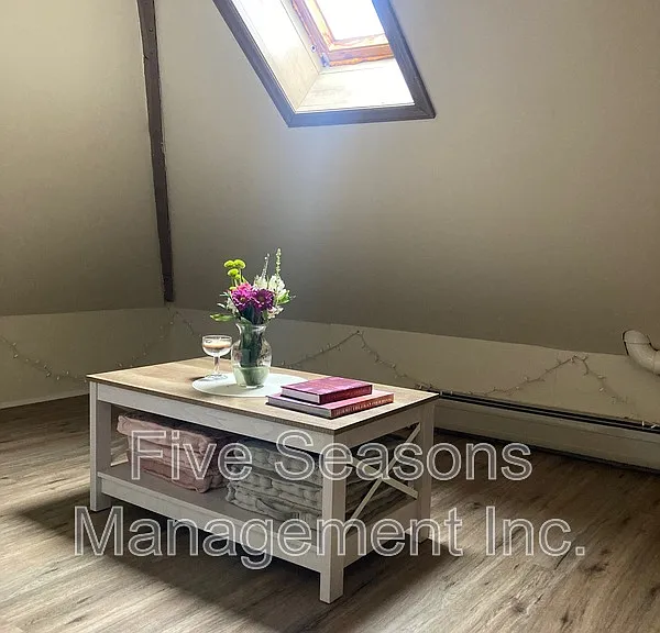 76 N Union St #7 — Photo 8