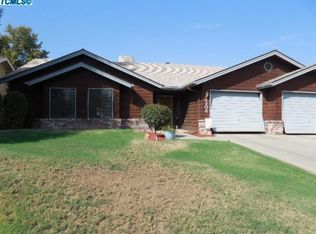 4204 W Mission Ct, Visalia, CA 93277