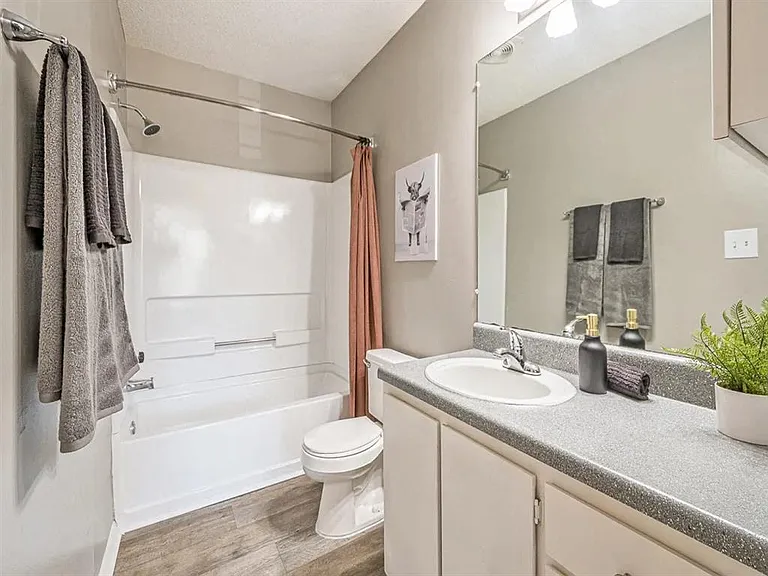Lancaster Ridge — Photo 9