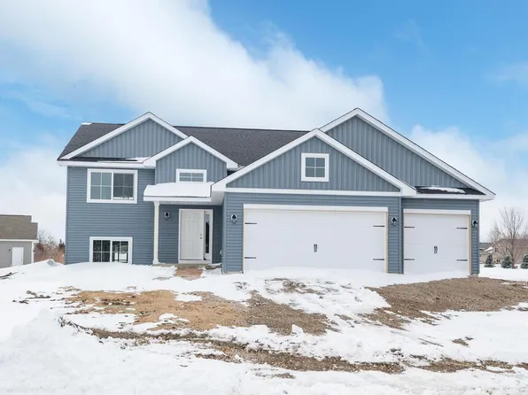 110 E 5th St, Green Isle, MN 55338