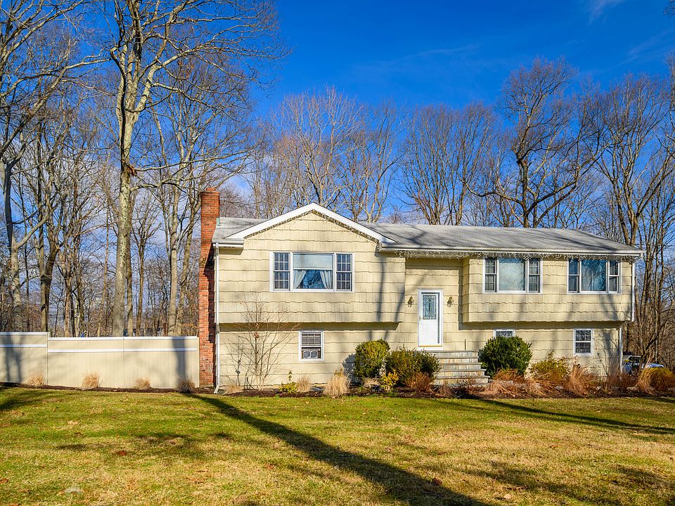 32 Seth Low Mountain Road