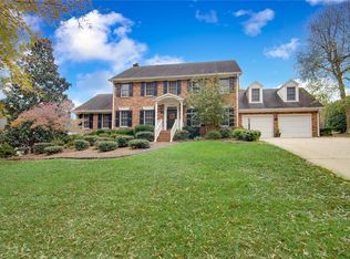 1301 Georgetown Ct, High Point, NC 27262
