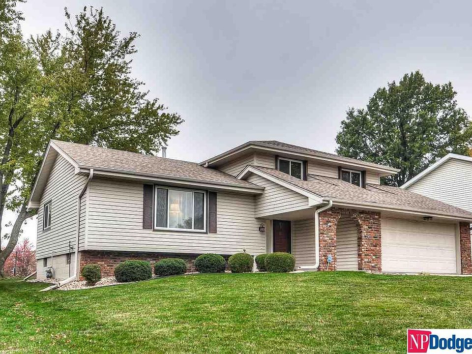 1st image of 2923 Lynnwood Dr
