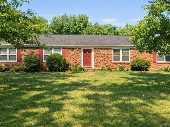 1208 Lakeshore Dr, Murfreesboro, TN 37130