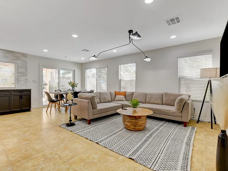 457 Compo Ave — Photo 19