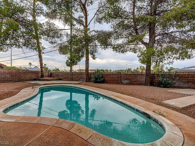 3670 La Junta Dr — Photo 32