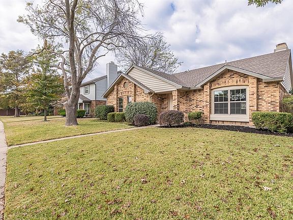 2nd image of 1319 Mistywood Ln