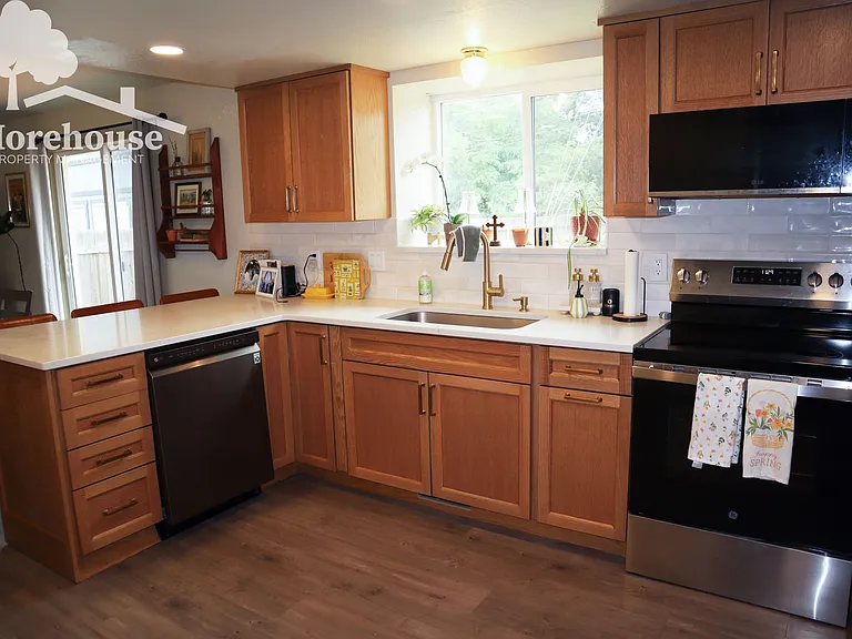 1117 S Phillippi St — Photo 15