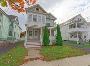 1022 Regent St, Schenectady, NY 12309