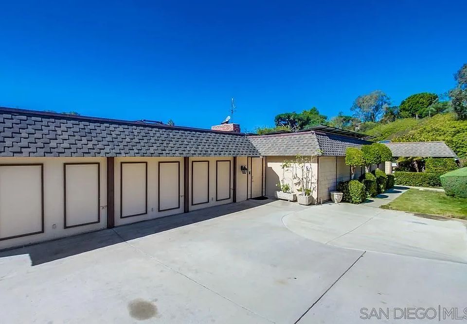 6608 Avenida Andorra, La Jolla, CA 92037 | Zillow