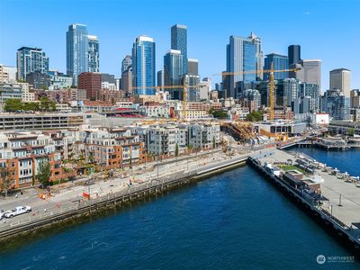 2000 Alaskan Way #442, Seattle, WA, 98121