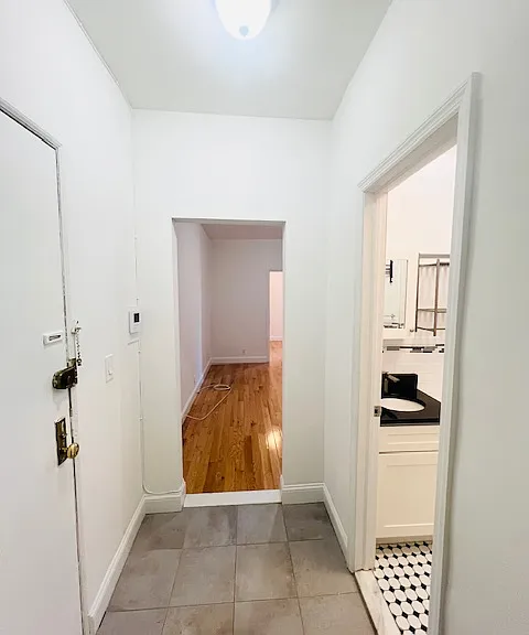 31-32 29th St #2C — Photo 3